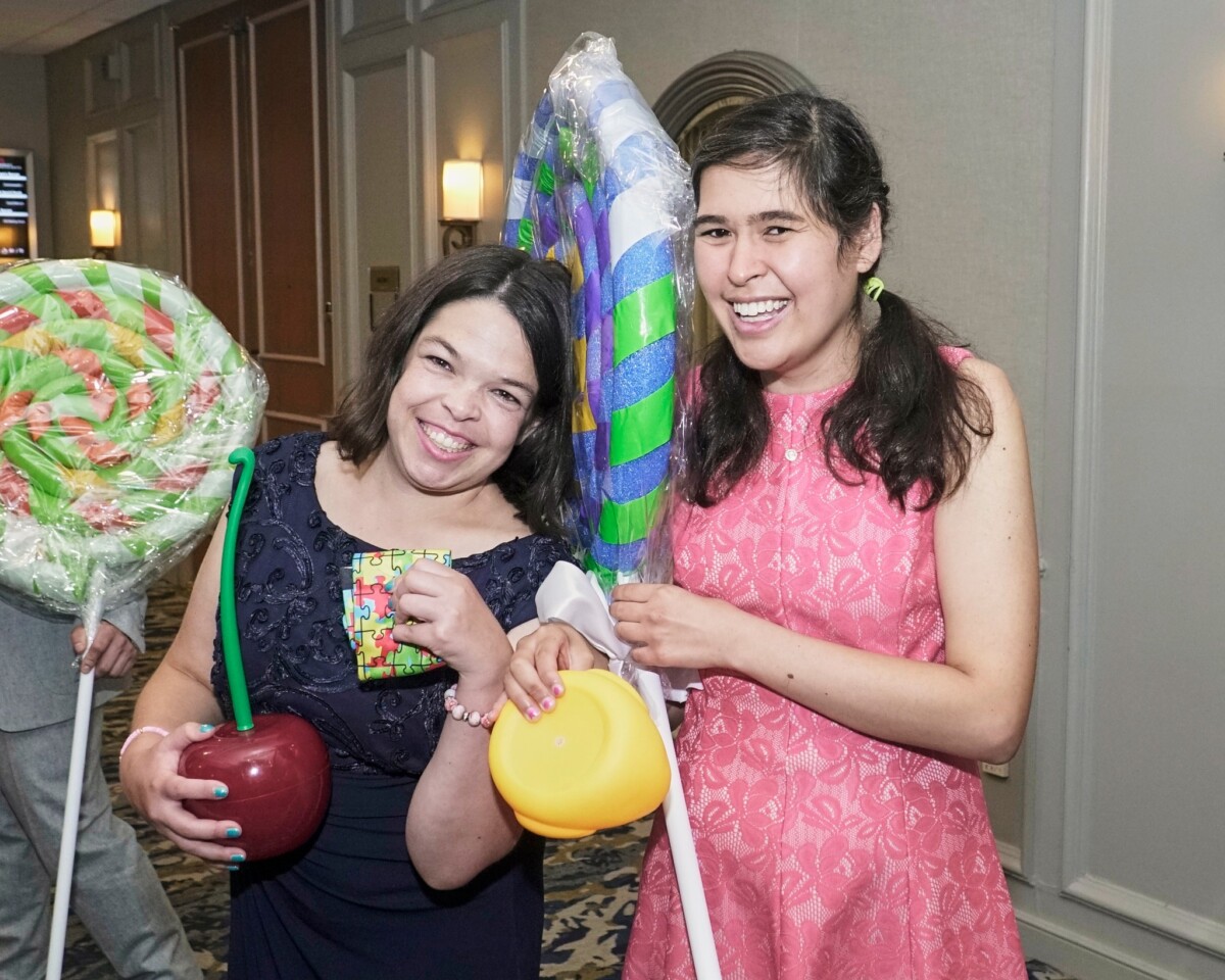 Guests enjoyed "Giant" lollipop decorations - in keeping with our giants theme